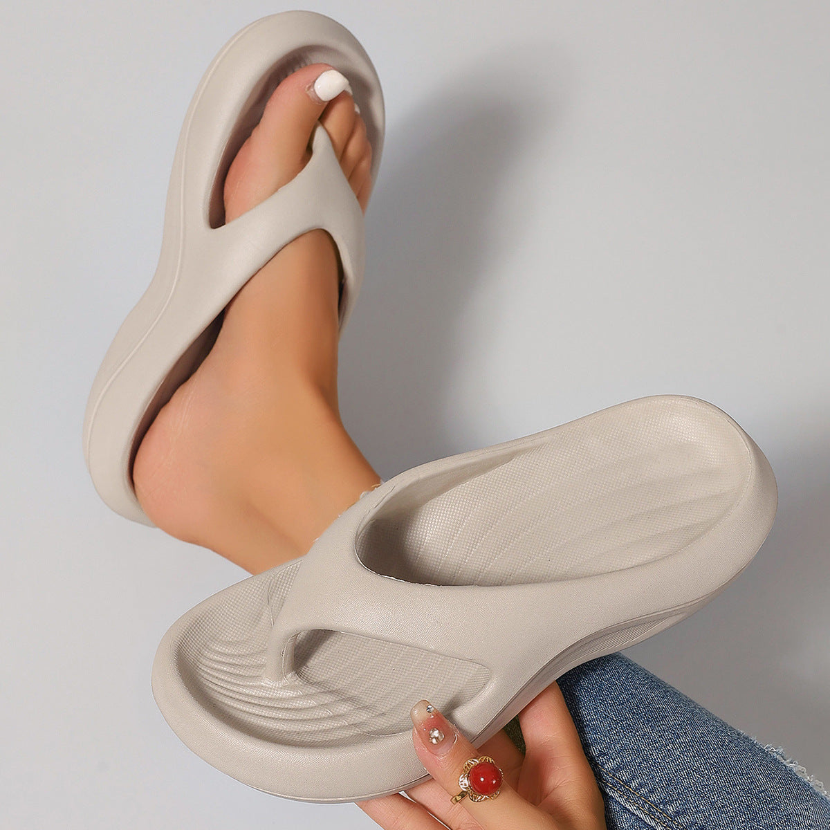 Cross-border Thong Sandals for Women EVA Outdoor Anti-slip Soft Sole Beach Slippers