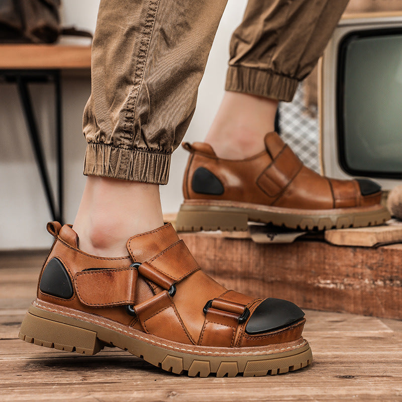 Work Boots Made From Full-grain Cowhide With A Round Toe And Low-cut Design