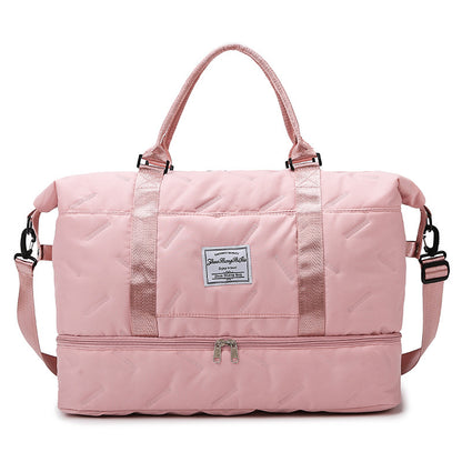 High-capacity Fitness Bag With A Dry-wet Separation Design
